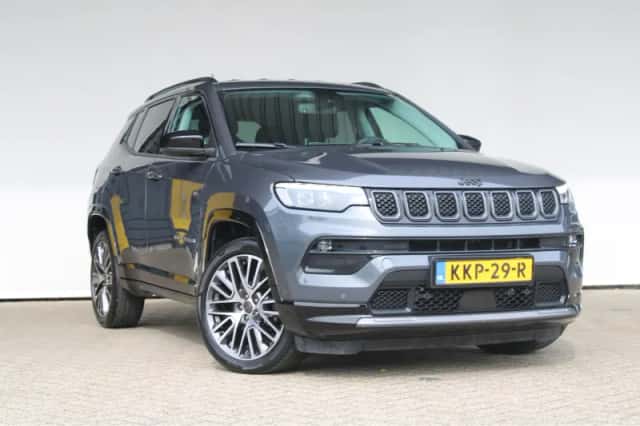 Jeep Compass (2025) thumbnail 3