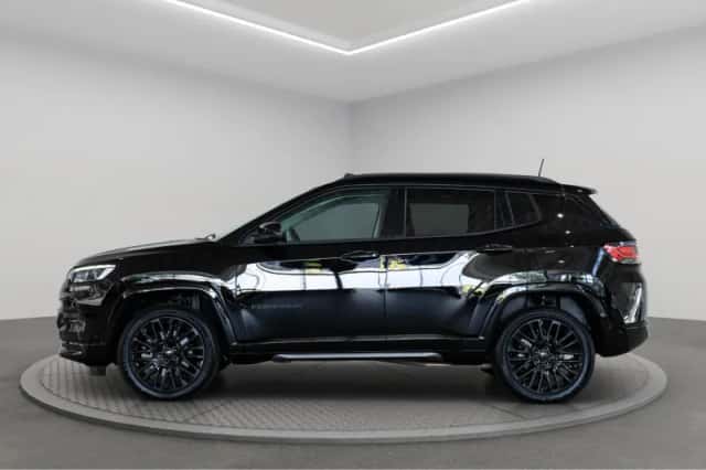 Jeep Compass (2024) thumbnail 4