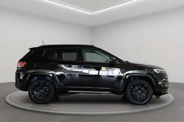 Jeep Compass (2024) thumbnail 5