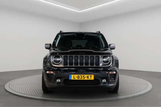 Jeep Renegade (2020) thumbnail 2
