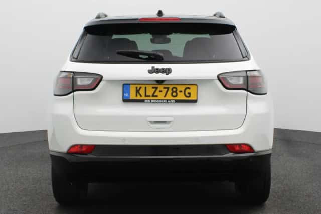 Jeep Compass (2025) thumbnail 6