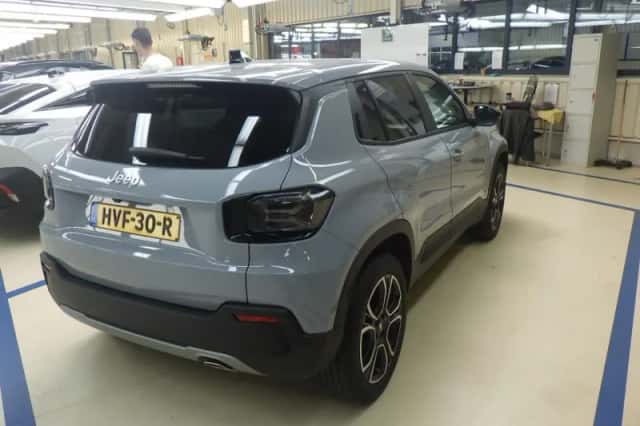 Jeep Avenger (2025) thumbnail 4