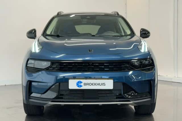 Lynk & Co 01 (2025) thumbnail 3