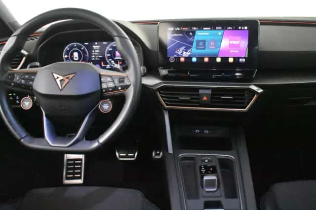 CUPRA Leon (2021) thumbnail 5