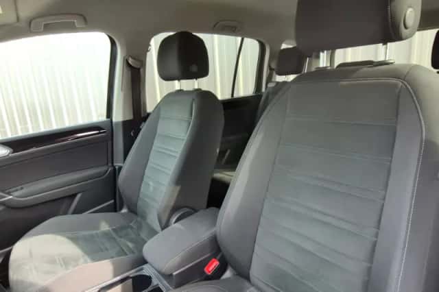 Volkswagen Touran (2018) thumbnail 3