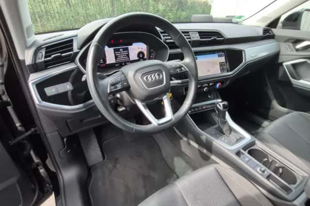Audi Q3 (2020) thumbnail 2