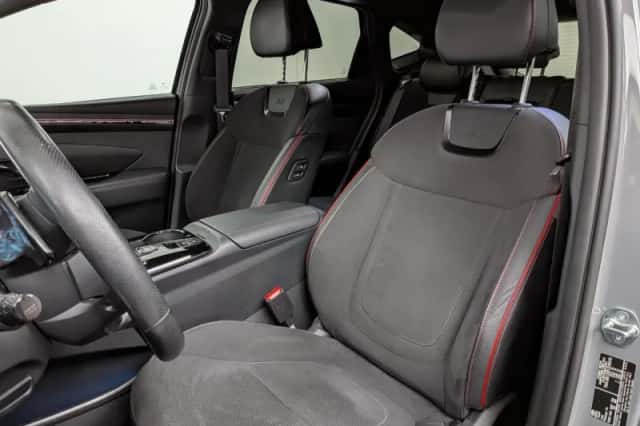 Hyundai Tucson (2024) thumbnail 3