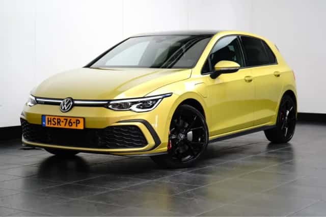 Volkswagen Golf (2020) thumbnail 1