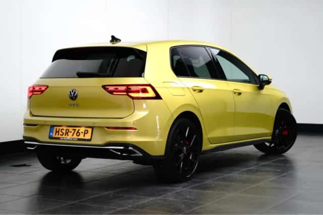Volkswagen Golf (2020) thumbnail 2
