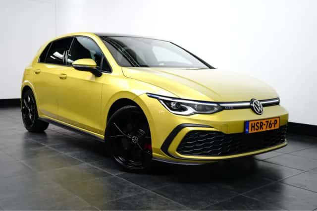 Volkswagen Golf (2020) thumbnail 3