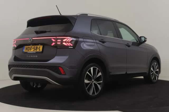 Volkswagen T-Cross (2025) thumbnail 2
