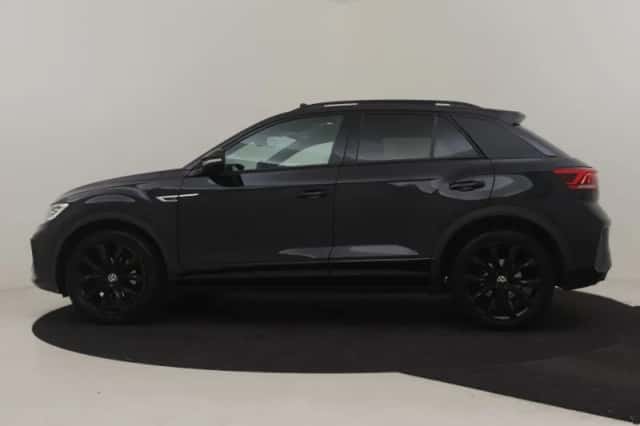 Volkswagen T-Roc (2022) thumbnail 3