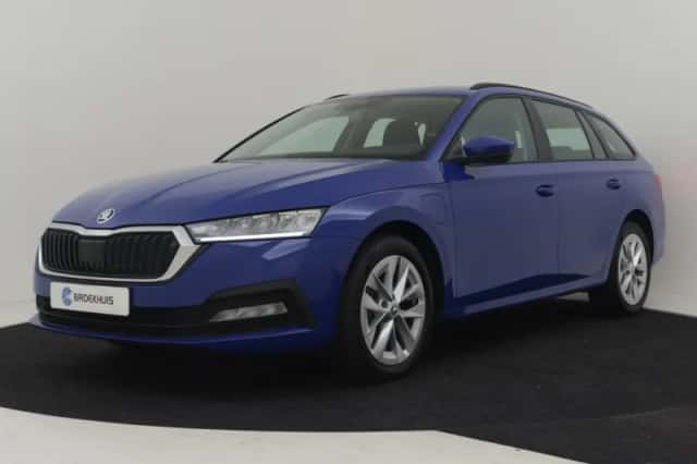 Škoda Octavia (2023) thumbnail 1