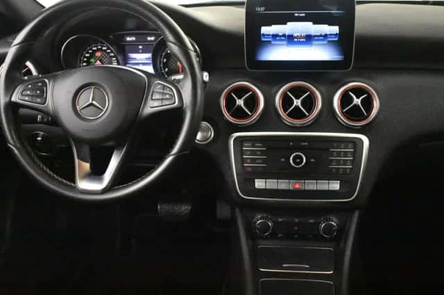 Mercedes-Benz A-Klasse (2018) thumbnail 5