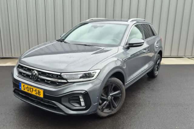 Volkswagen T-Roc (2023) thumbnail 1