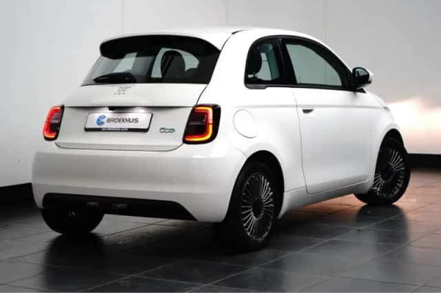 Fiat 500e (2026) thumbnail 4