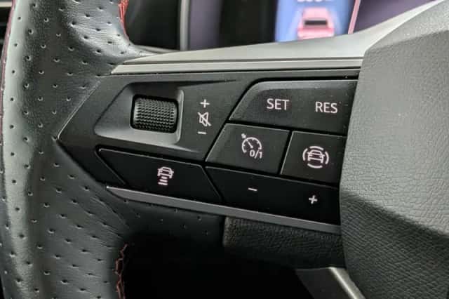 SEAT Leon Sportstourer (2022) thumbnail 4
