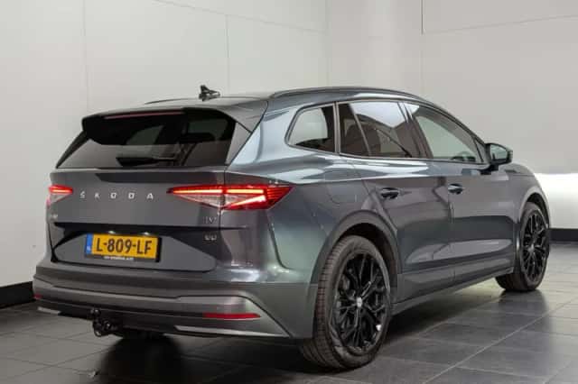 Škoda Enyaq (2021) thumbnail 4