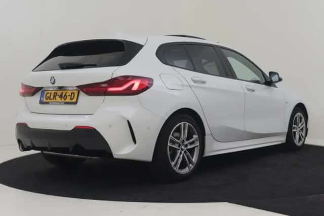BMW 1-Serie (2024) thumbnail 2