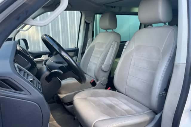 Volkswagen California (2018) thumbnail 3