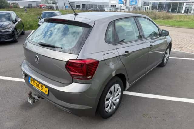 Volkswagen Polo (2018) thumbnail 2