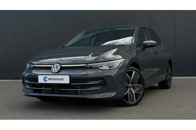 Volkswagen Golf (2026) thumbnail 1