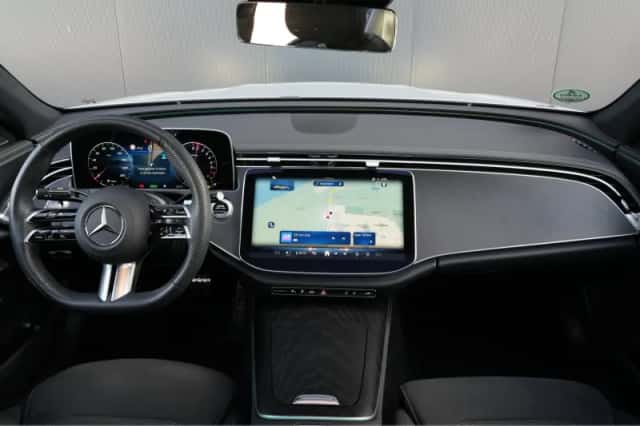 Mercedes-Benz E-Klasse (2024) thumbnail 6