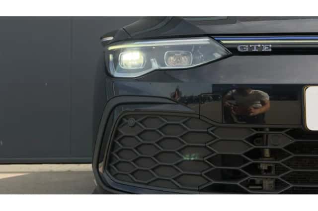 Volkswagen Golf (2020) thumbnail 3