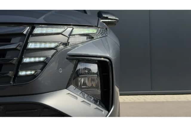 Hyundai Tucson (2023) thumbnail 3