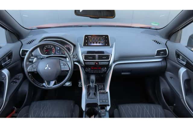 Mitsubishi Eclipse Cross (2020) thumbnail 5