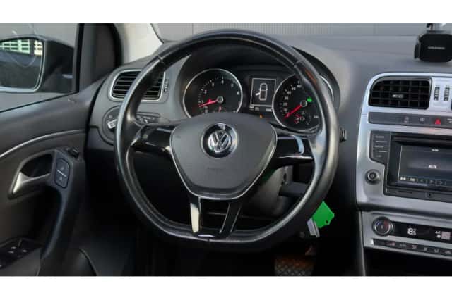 Volkswagen Polo (2017) thumbnail 6