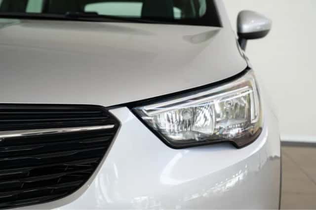 Opel Crossland X (2019) thumbnail 2