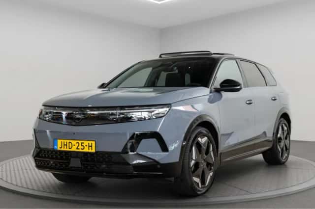 Opel Grandland Electric (2025) thumbnail 1