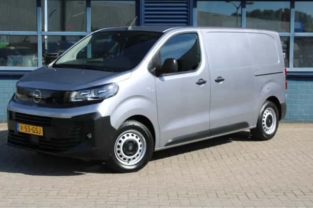 Opel Vivaro (2024) thumbnail 1