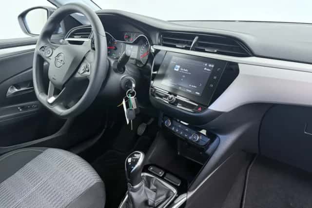 Opel Corsa (2023) thumbnail 3