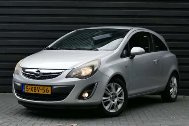 Opel Corsa (2014) thumbnail 1