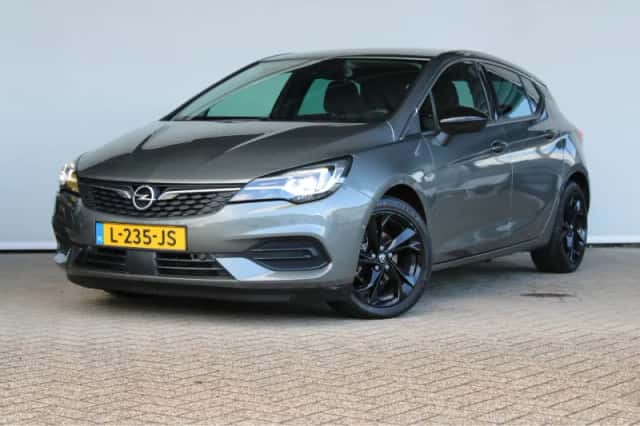 Opel Astra (2021) thumbnail 1