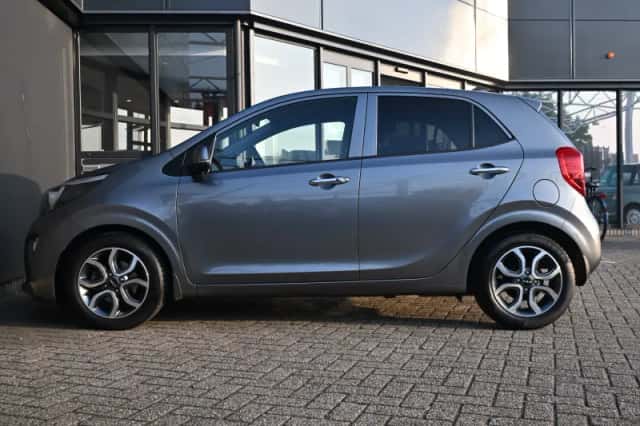 Kia Picanto (2023) thumbnail 6