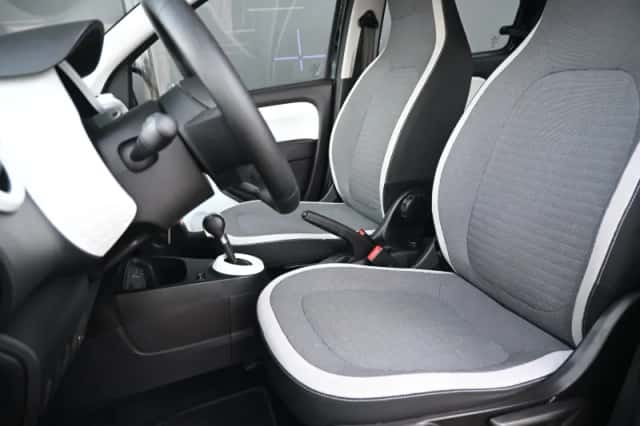 Renault Twingo (2023) thumbnail 6