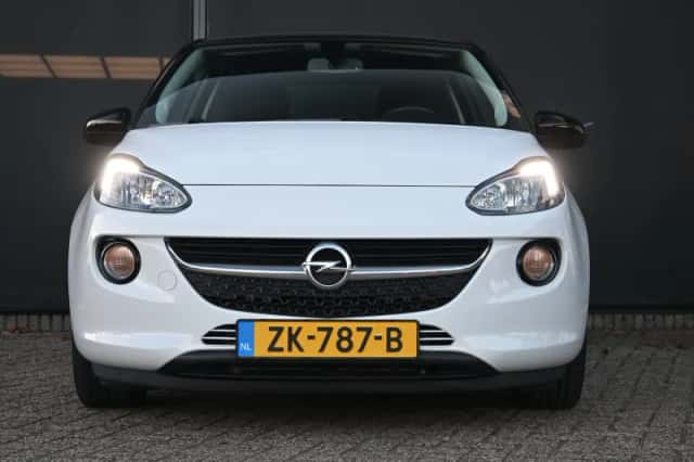 Opel Adam (2019) thumbnail 2