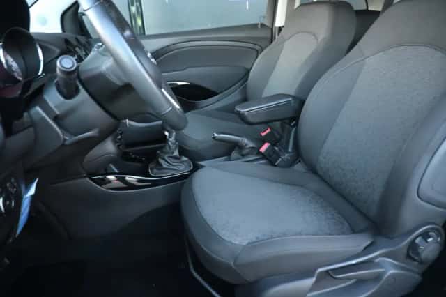 Opel Adam (2019) thumbnail 6