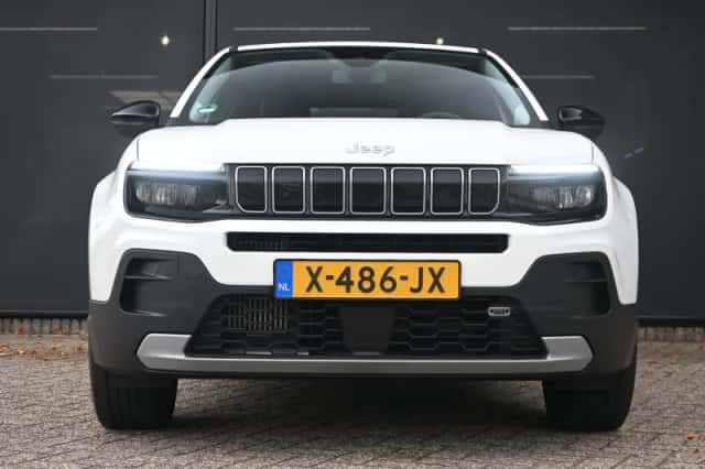 Jeep Avenger (2023) thumbnail 4