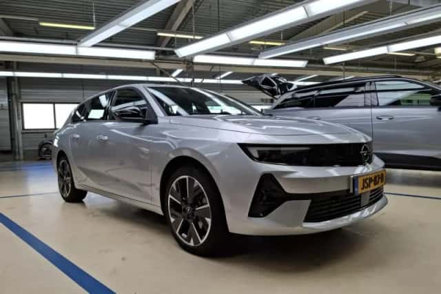 Opel Astra (2025) thumbnail 4