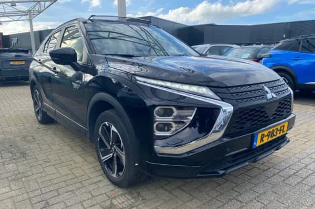 Mitsubishi Eclipse Cross (2021) thumbnail 4