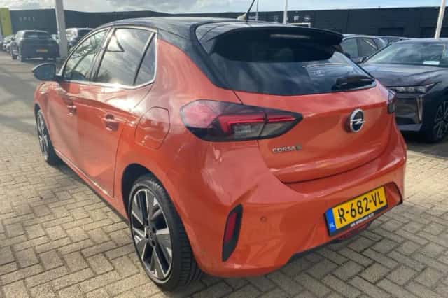 Opel Corsa-e (2022) thumbnail 4