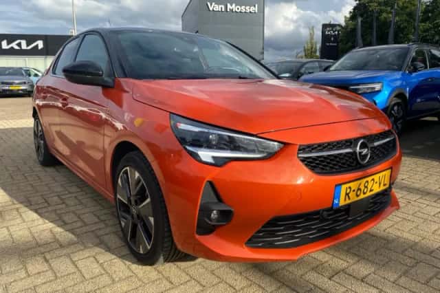 Opel Corsa-e (2022) thumbnail 5