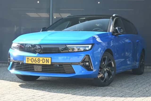 Opel Astra (2023) thumbnail 1