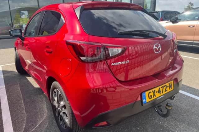 Mazda 2 (2015) thumbnail 3