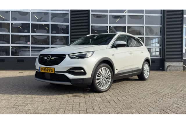 Opel Grandland (2021) thumbnail 1