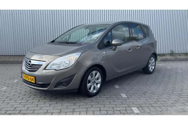 Opel Meriva (2013) thumbnail 1